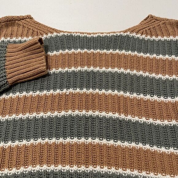 American Eagle Sweater Womens Medium Cropped Oversized Green/Tan/White Knit - Picture 6 of 11